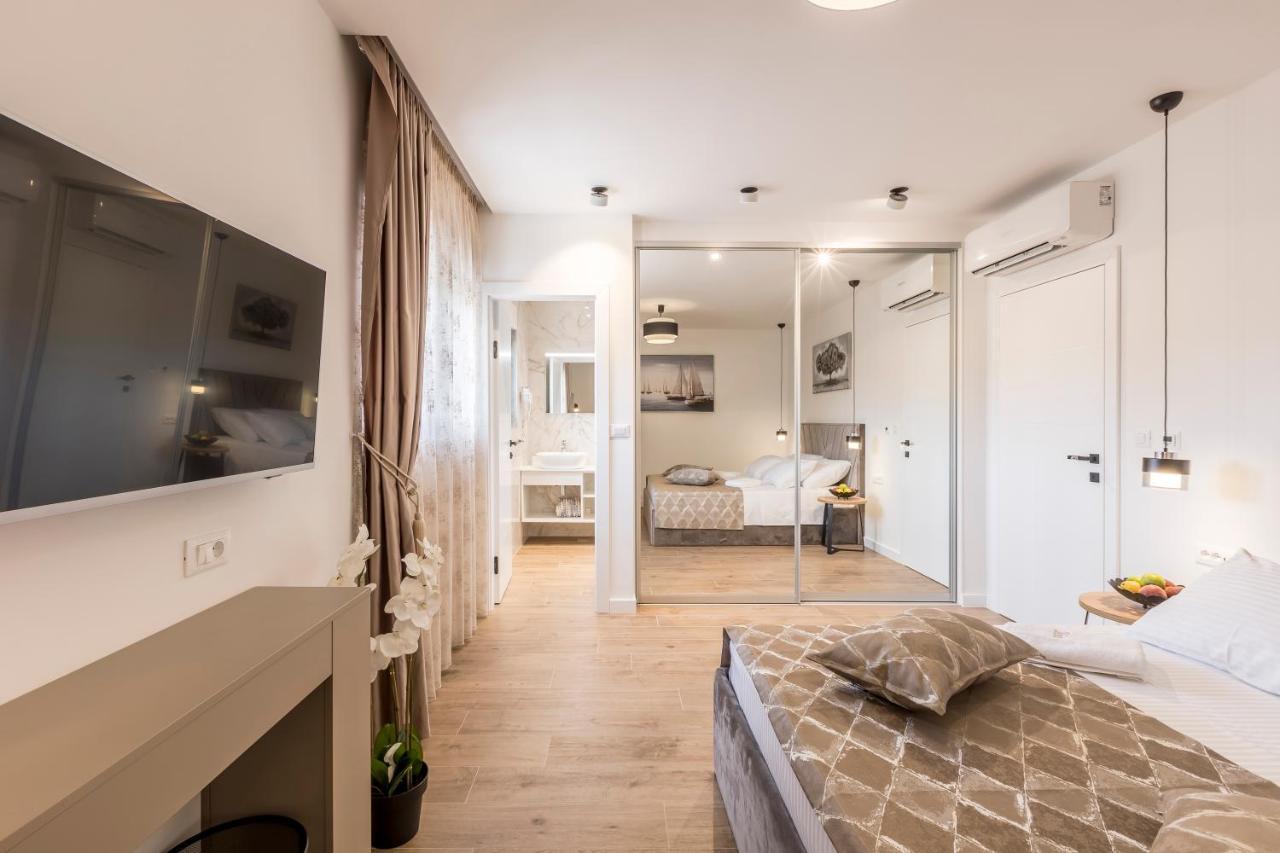 Luxury Villa Diana With Heated Pool And Jacuzzi Dograde Extérieur photo