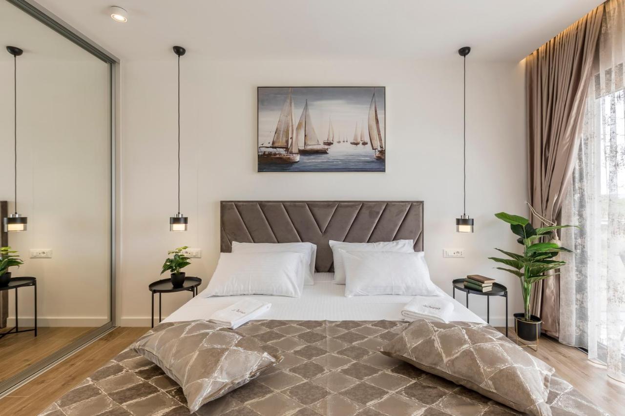 Luxury Villa Diana With Heated Pool And Jacuzzi Dograde Extérieur photo