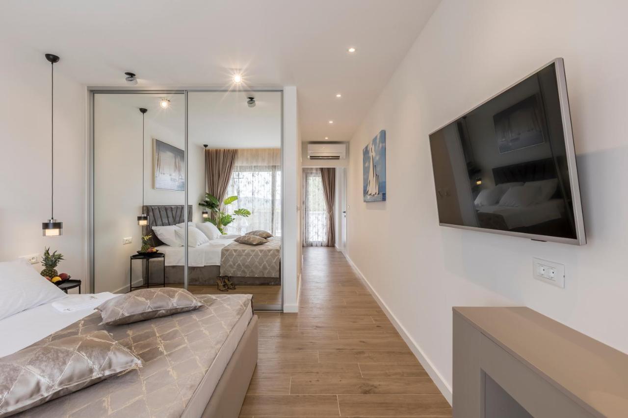Luxury Villa Diana With Heated Pool And Jacuzzi Dograde Extérieur photo