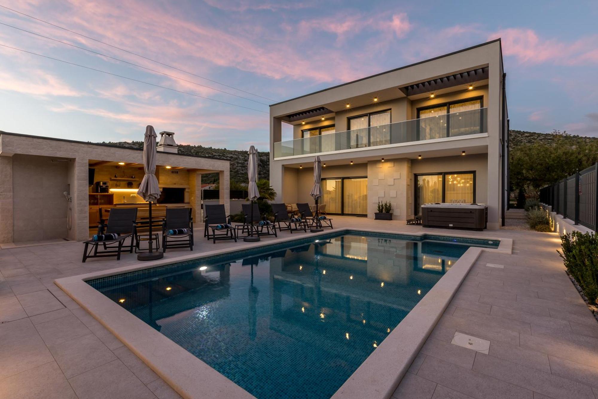 Luxury Villa Diana With Heated Pool And Jacuzzi Dograde Extérieur photo