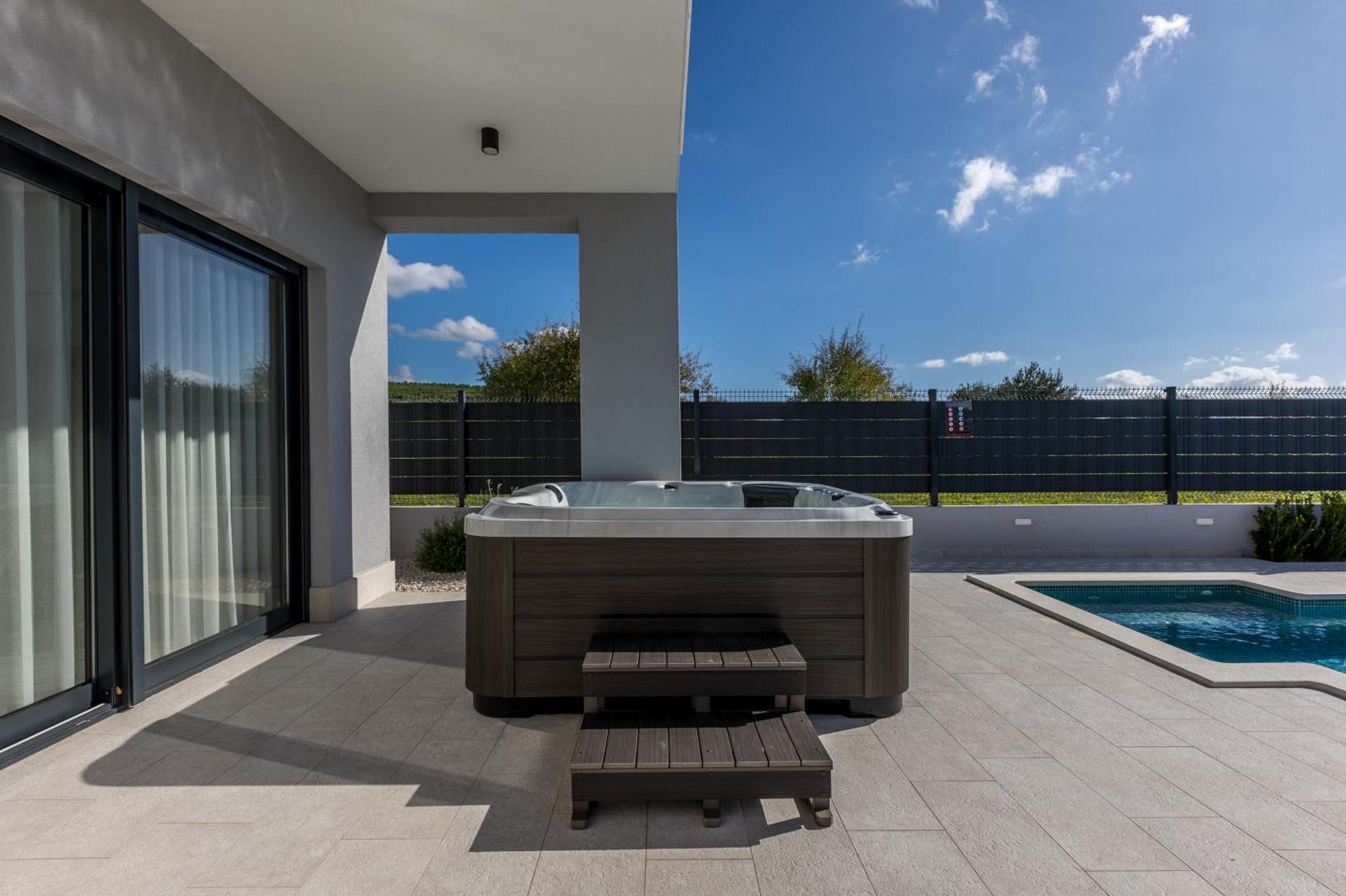 Luxury Villa Diana With Heated Pool And Jacuzzi Dograde Extérieur photo