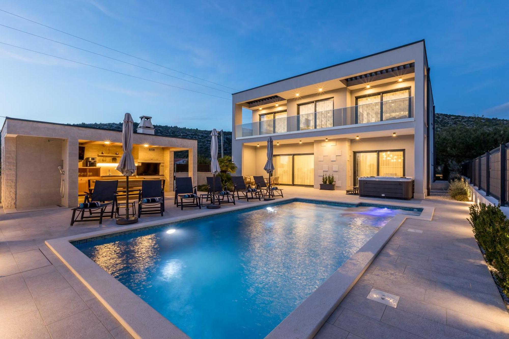 Luxury Villa Diana With Heated Pool And Jacuzzi Dograde Extérieur photo