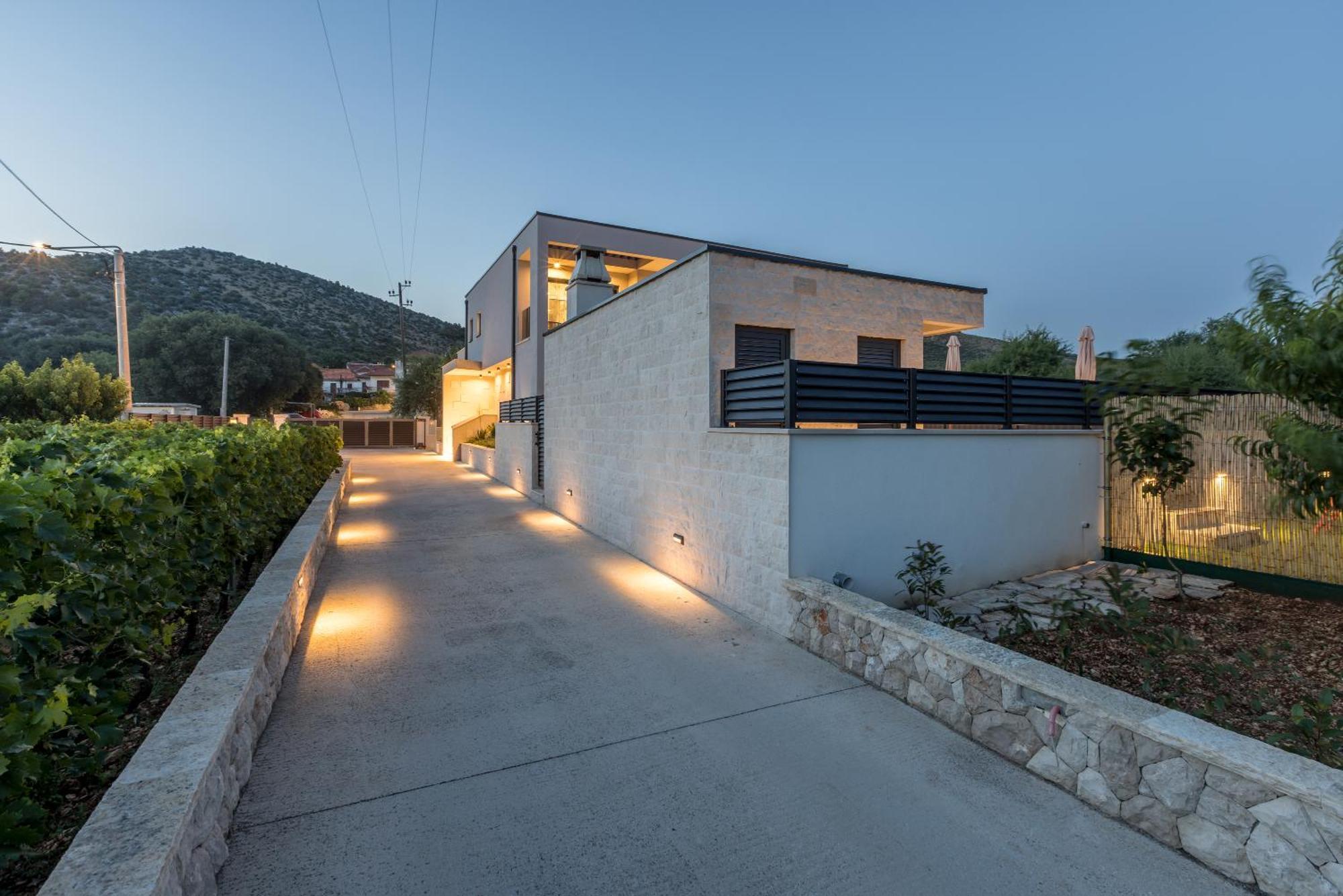 Luxury Villa Diana With Heated Pool And Jacuzzi Dograde Extérieur photo