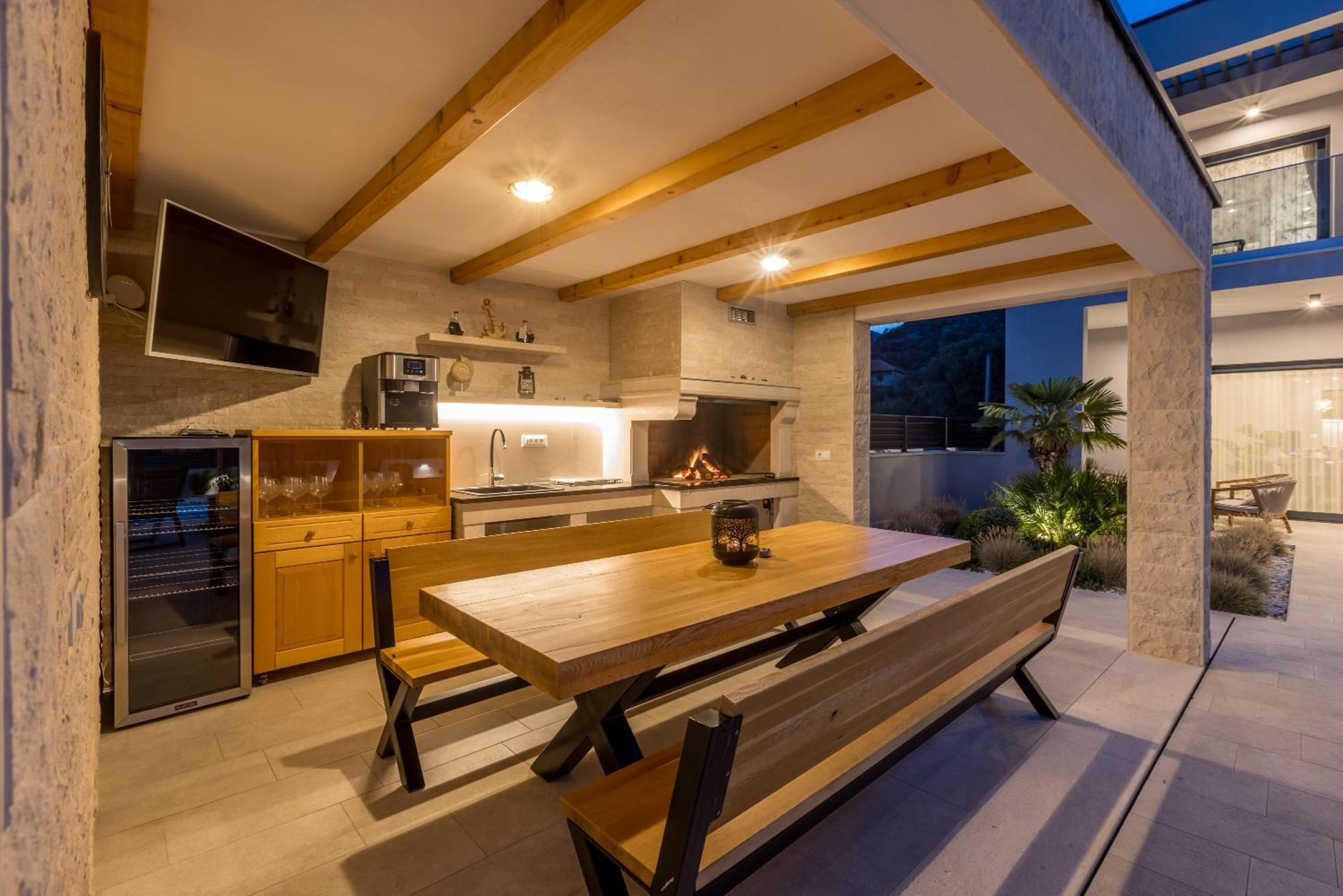 Luxury Villa Diana With Heated Pool And Jacuzzi Dograde Extérieur photo